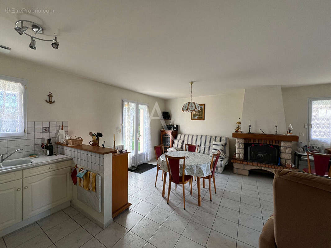 Maison à LONGEVILLE-SUR-MER