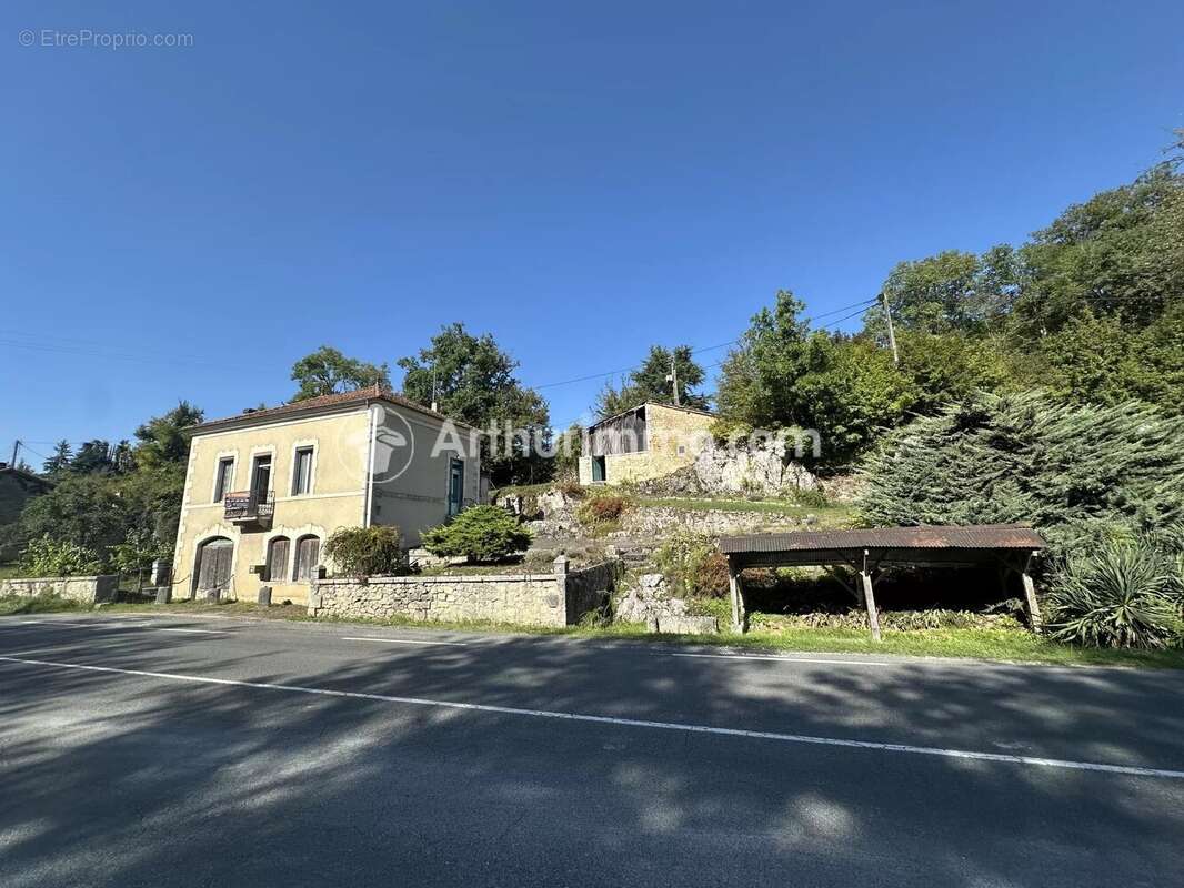 Maison à CHANCELADE