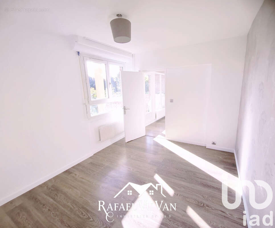 Photo 7 - Appartement à SURVILLIERS