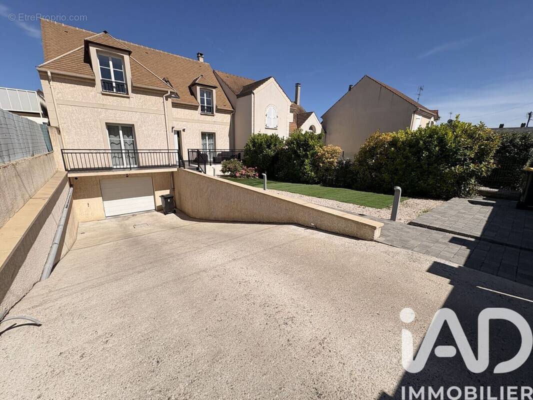 Photo 1 - Maison à ARGENTEUIL