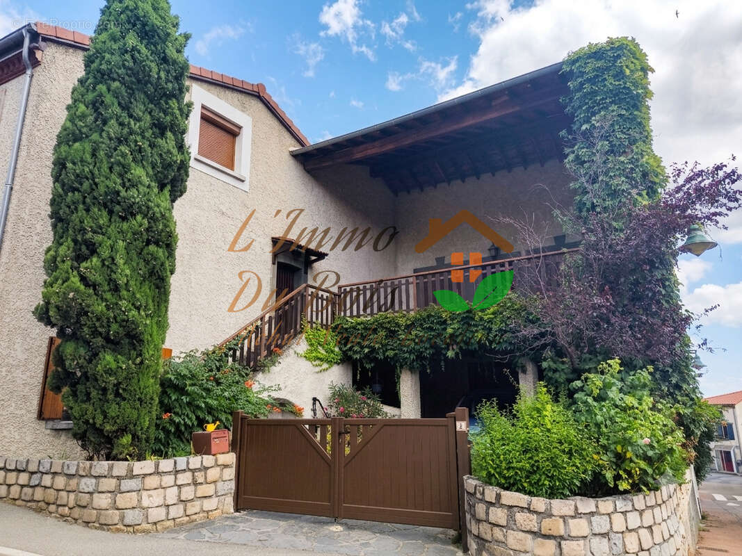Appartement à SAINT-MARTIN-LA-PLAINE