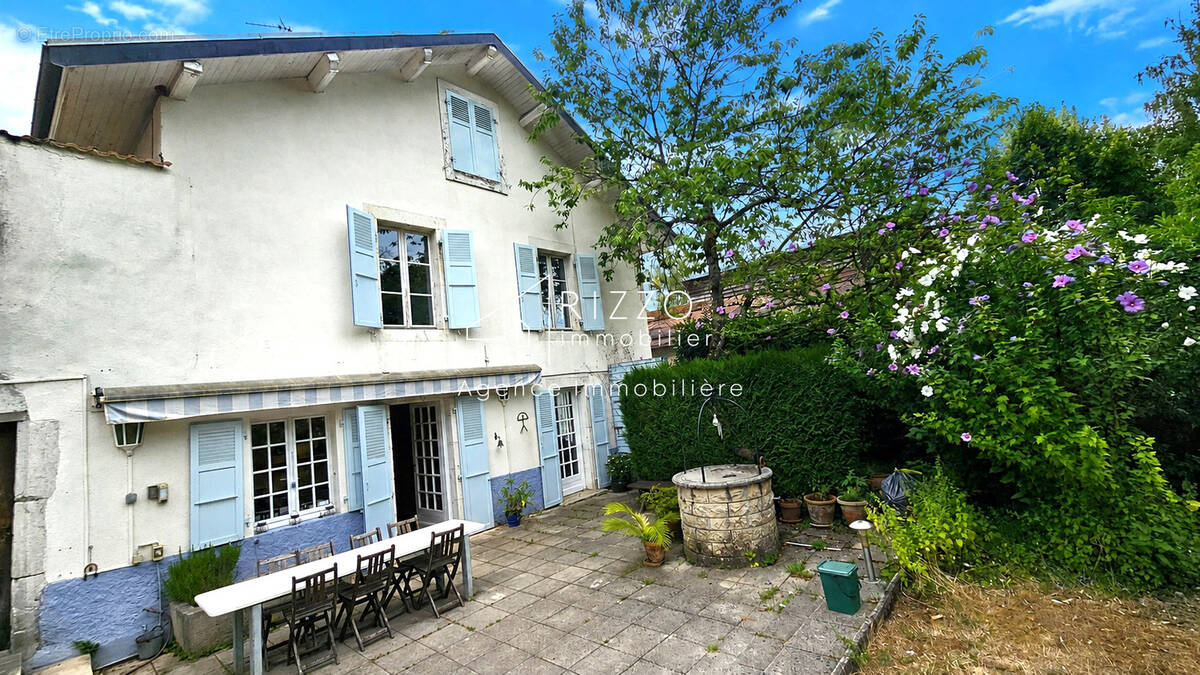 Maison à FERNEY-VOLTAIRE