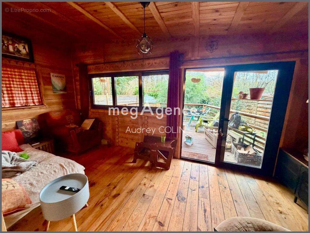 Maison à EGRISELLES-LE-BOCAGE