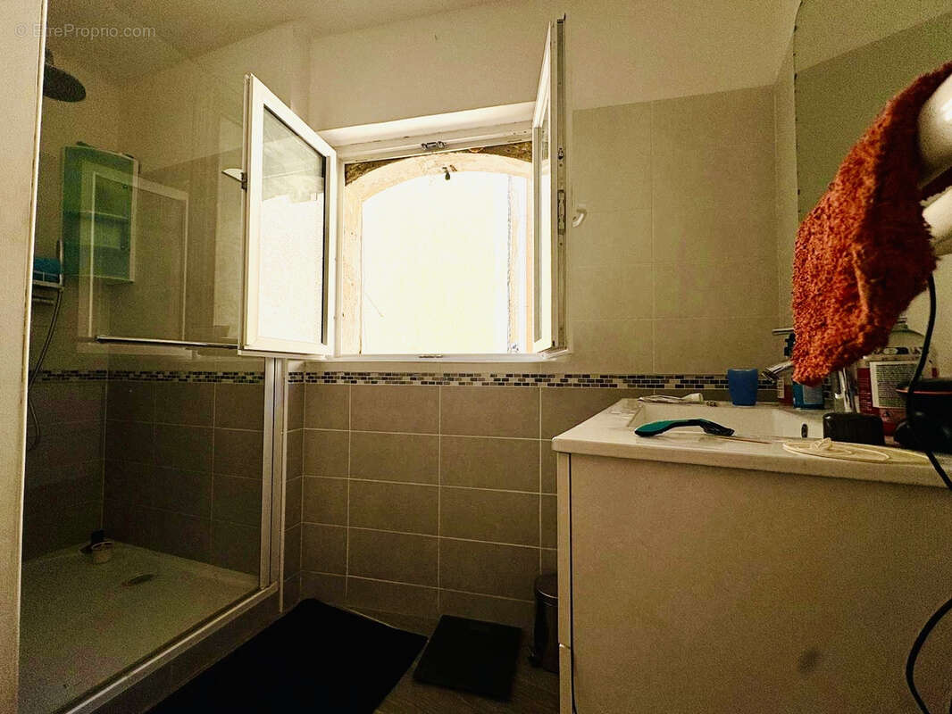 Appartement à SERVIAN