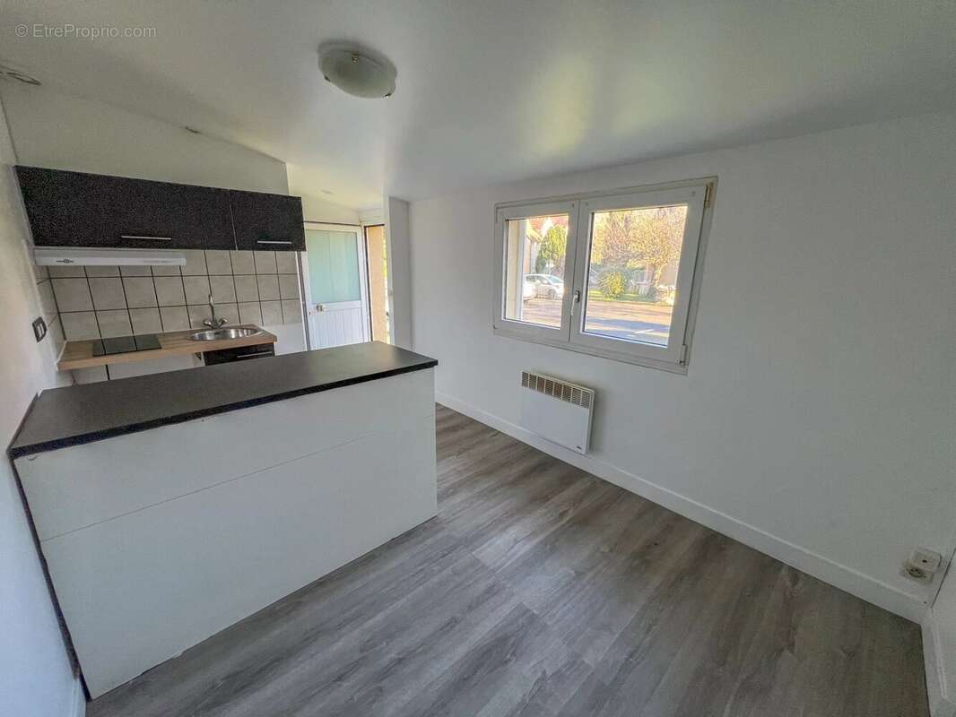 Appartement à SAINT-REMY-LES-CHEVREUSE