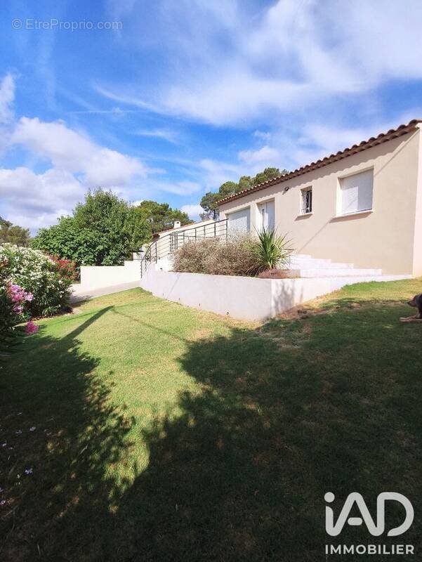 Photo 1 - Maison à SALERNES