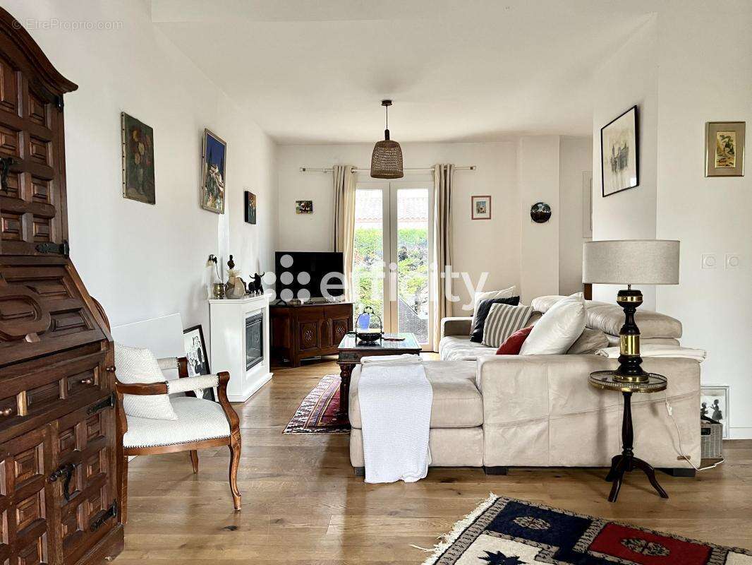 Maison à PEZENAS