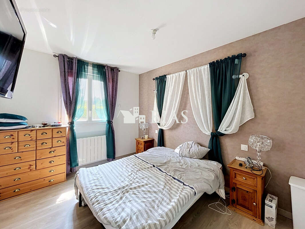 Maison 97 m² à La Neuville-Du-Bosc  - photo 9
