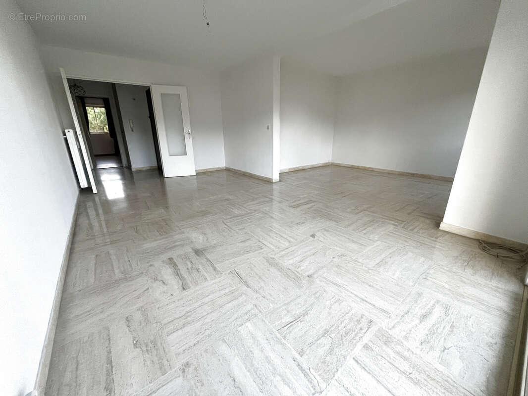 Appartement à CAGNES-SUR-MER