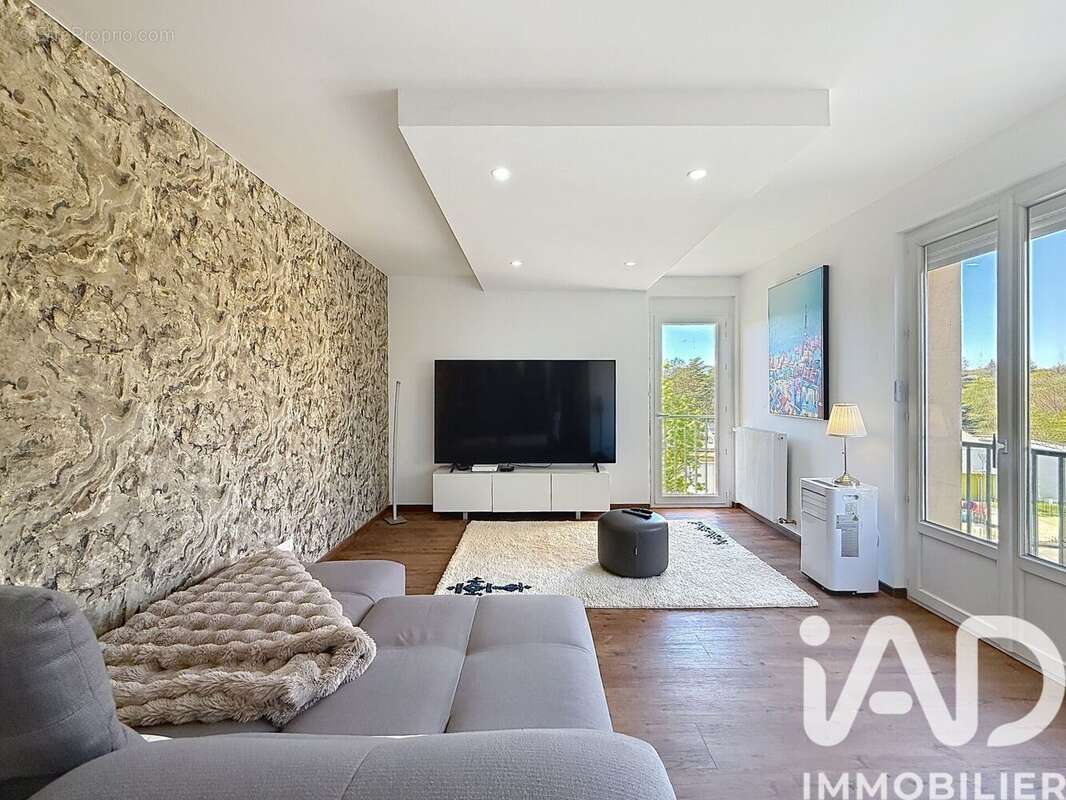 Photo 2 - Appartement à FRANCHEVILLE