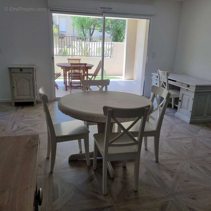 Appartement à UZES