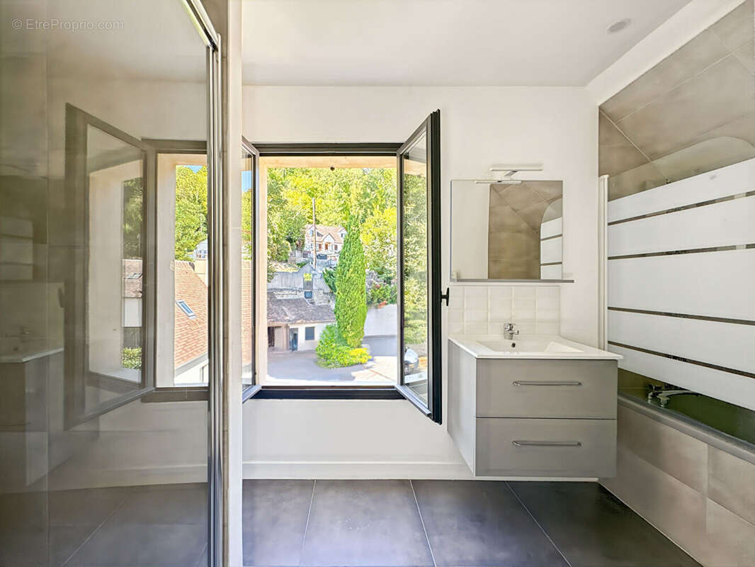 Maison à MANTES-LA-VILLE