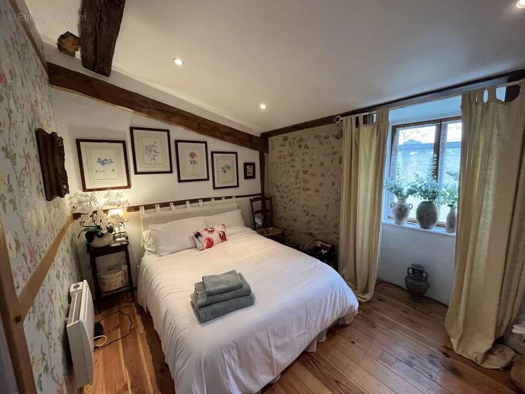 Superbe maison de campagne avec annexe, piscine et grange - photo 8