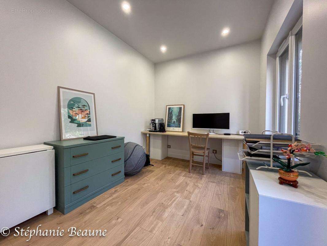  Maison individuelle – 5 chambres – Ermont centre - Gares de Cernay / Ermont-Halte à 700m - photo 6