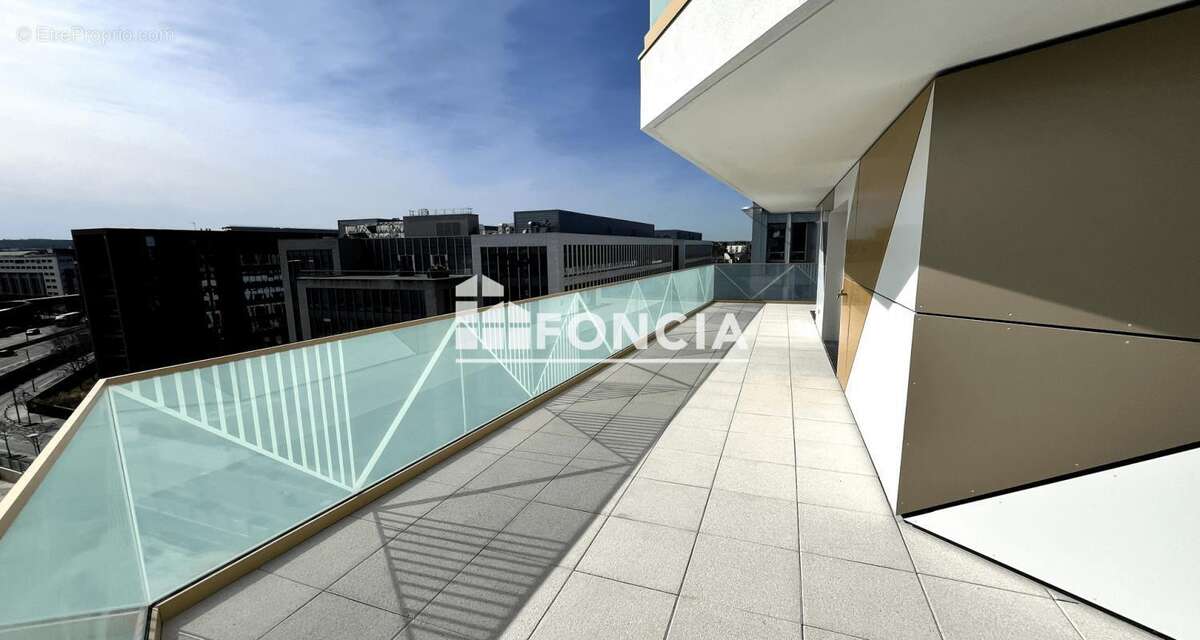 Appartement à RUEIL-MALMAISON