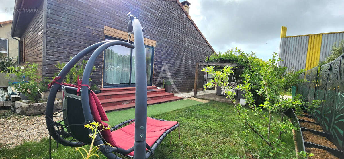 Maison à ROUILLE