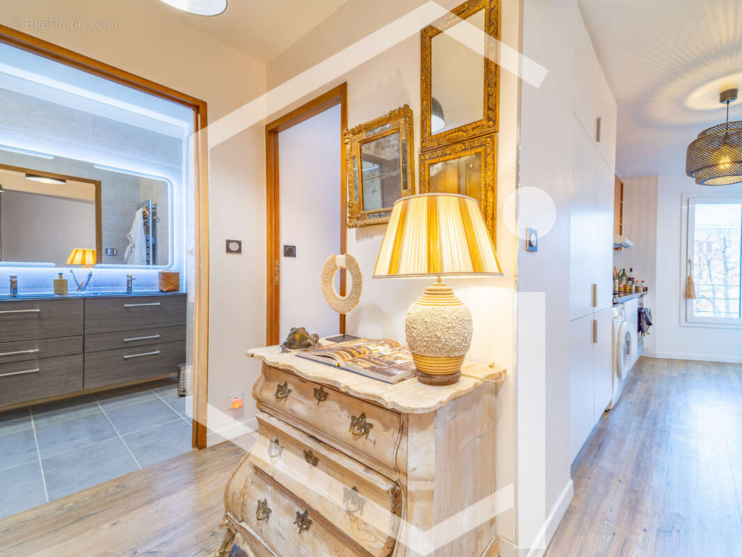 Appartement à RUEIL-MALMAISON