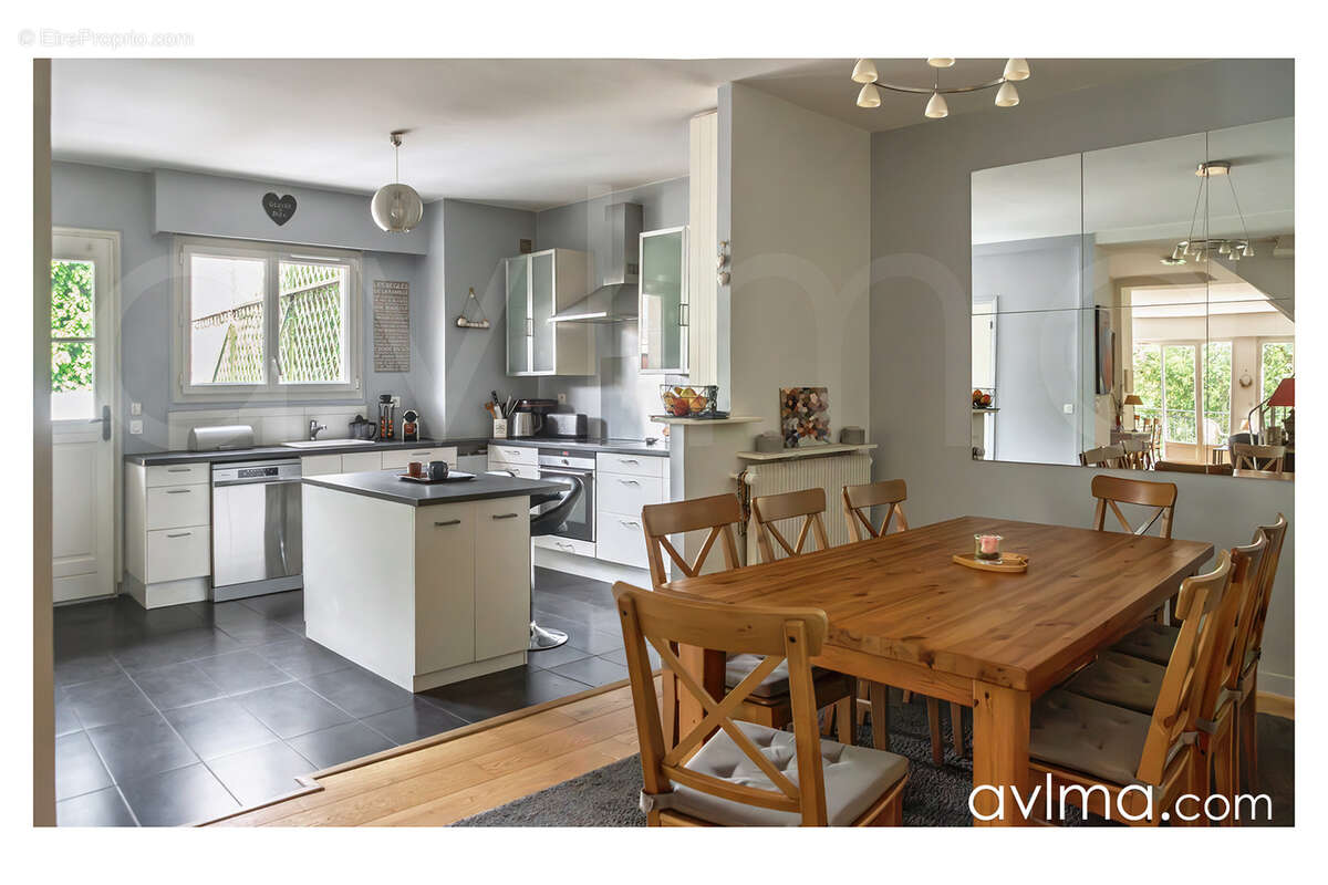 Appartement à SAINT-NOM-LA-BRETECHE