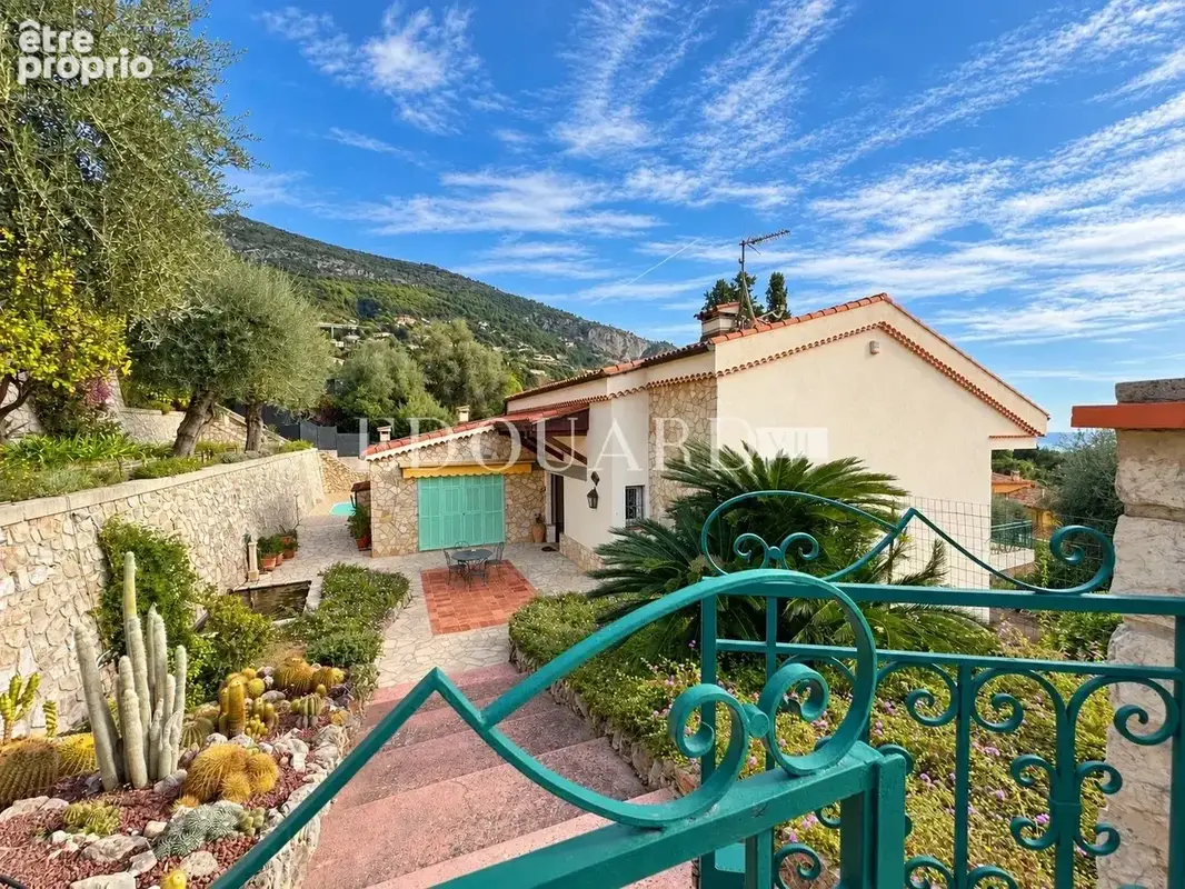 Magnifique haut de villa avec terrasse, splendide vue mer panoramique, jardin, piscine et garage - photo 40