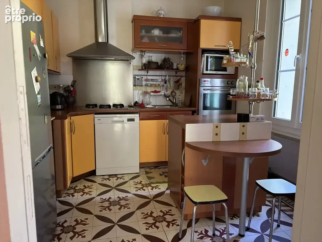Belle demeure sur 2 248m² de jardin constructible - photo 4