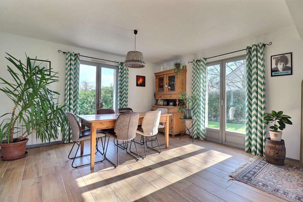 Maison à BOUCHEMAINE