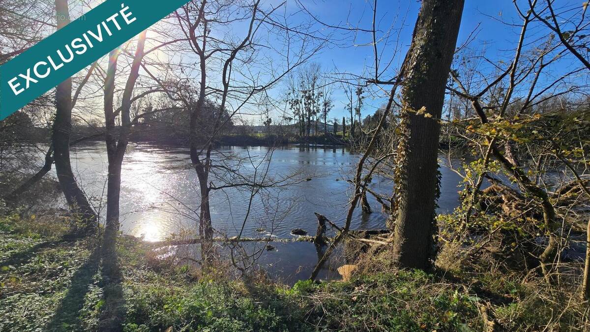 Photo 1 - Terrain à CIVAUX