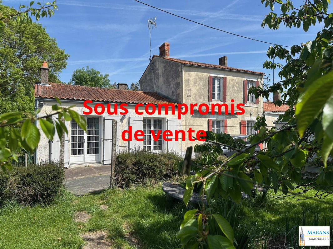 Maison à L'ILE-D'ELLE