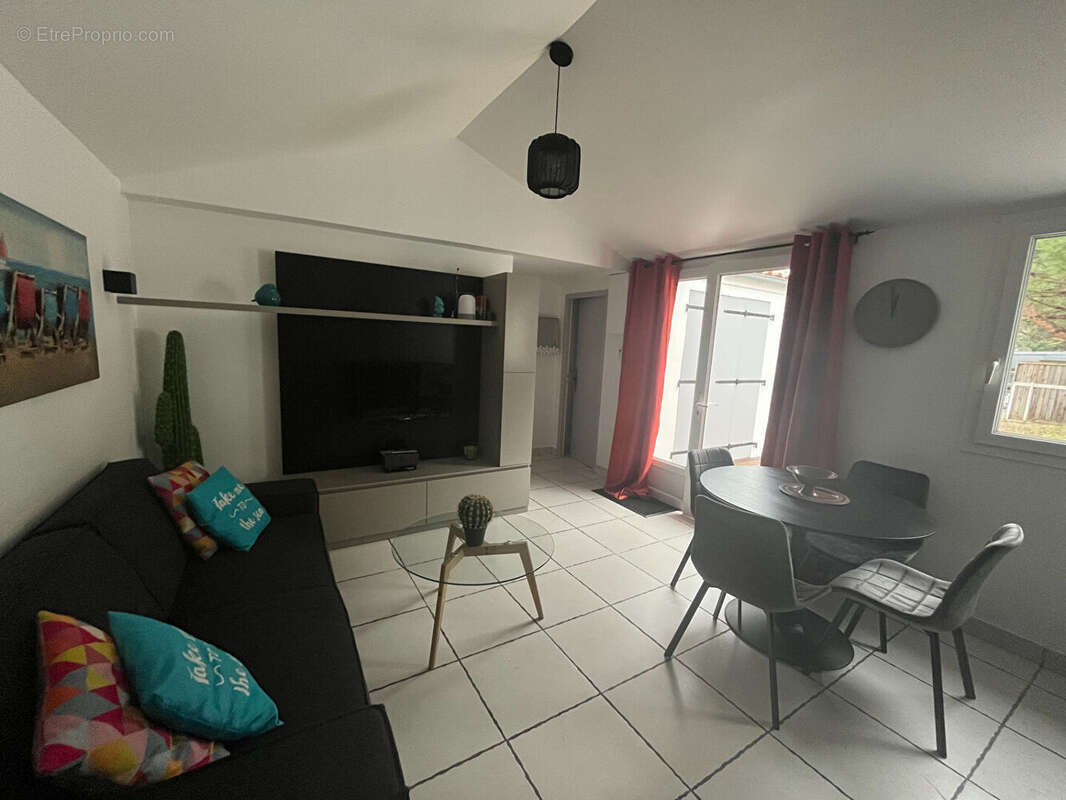 Maison à LE GRAND-VILLAGE-PLAGE