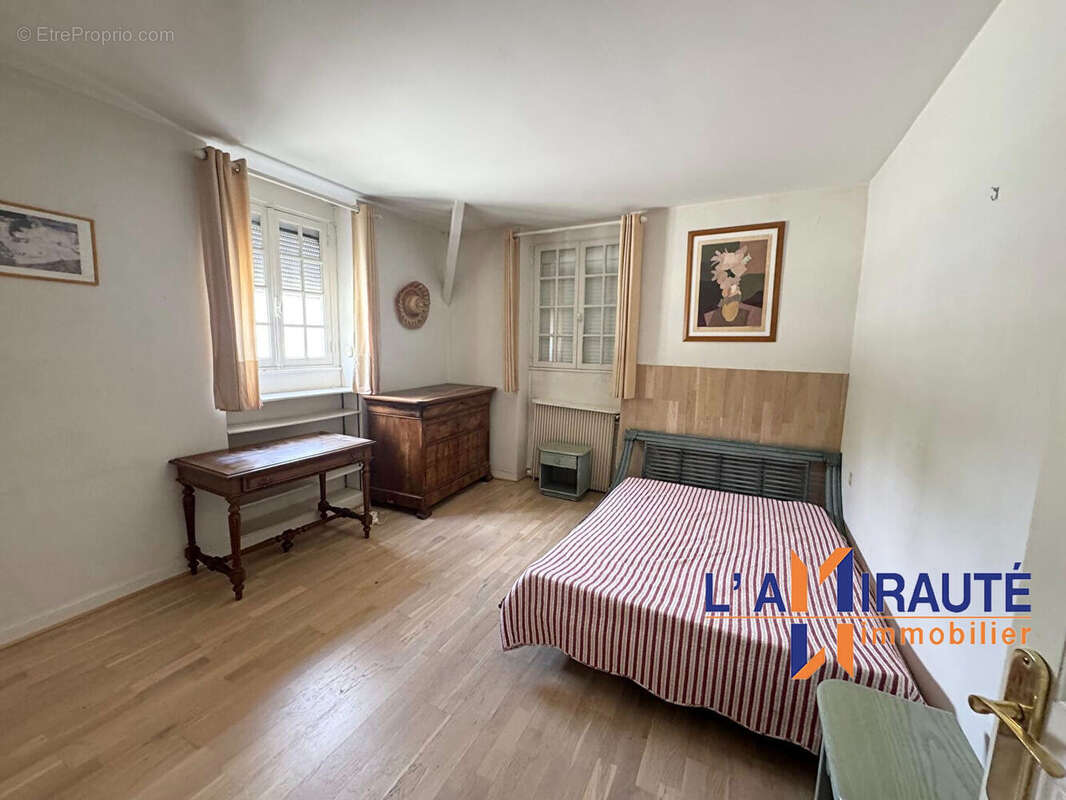 Maison à MAISONS-LAFFITTE