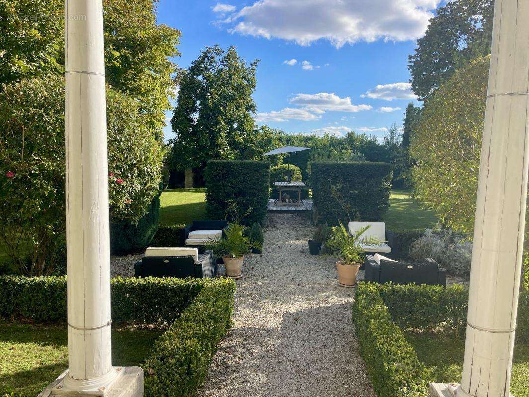 Maison à SAINT-DENIS-DU-PIN