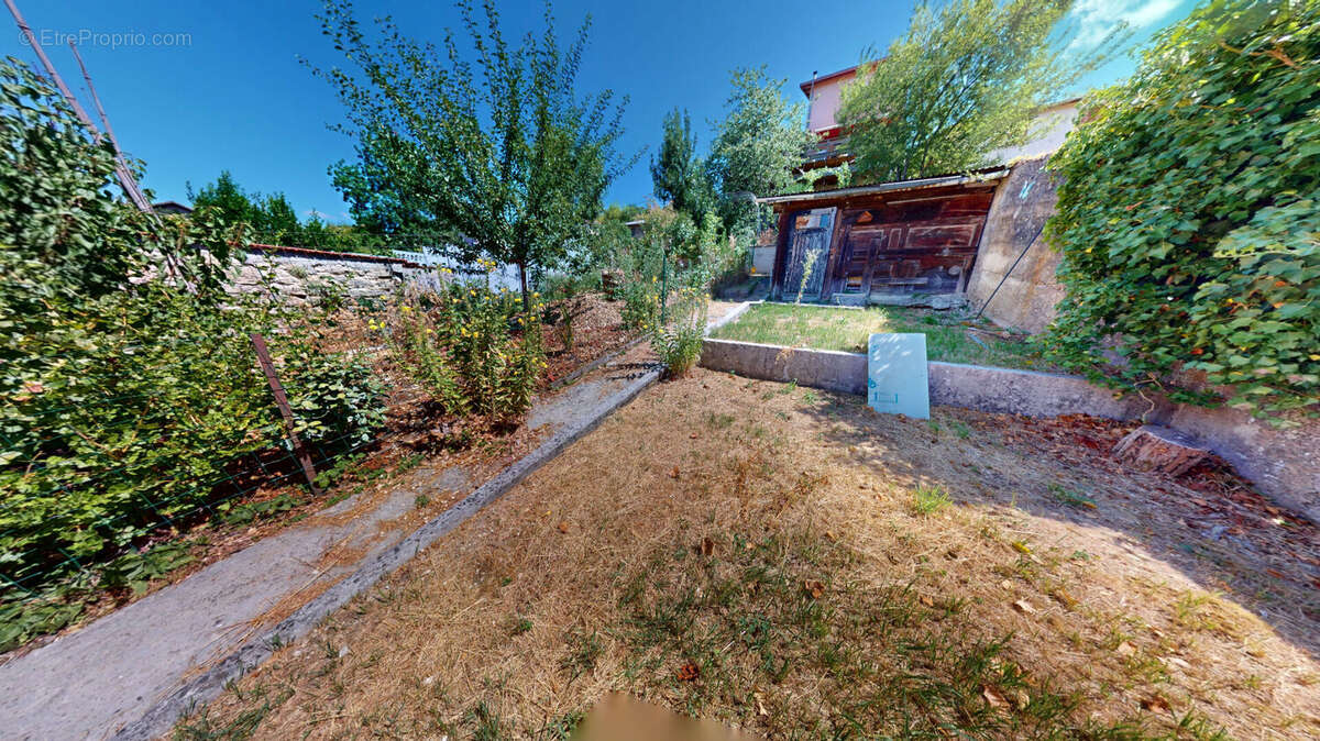 Maison Amberieu En Bugey 8 pièce(s) 183 m2 - photo 5