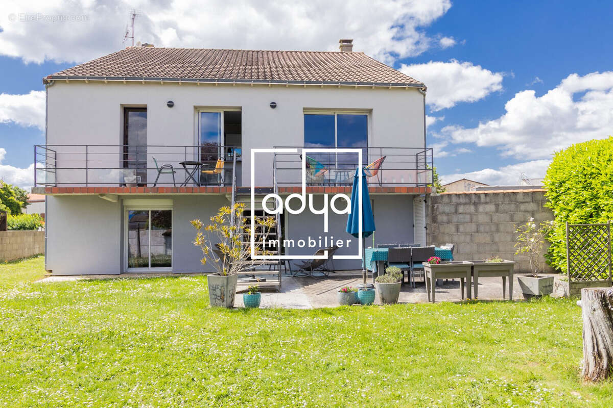 Maison à CHAUDRON-EN-MAUGES
