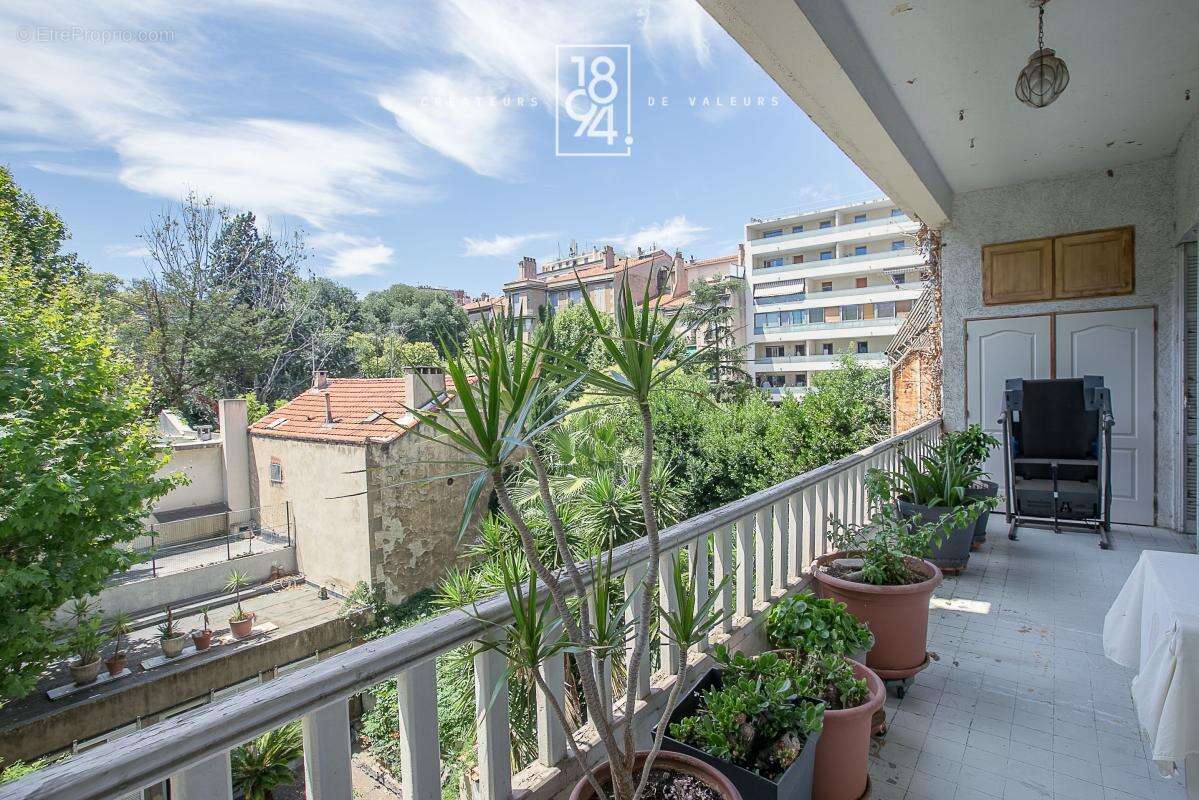 Appartement à MARSEILLE-8E