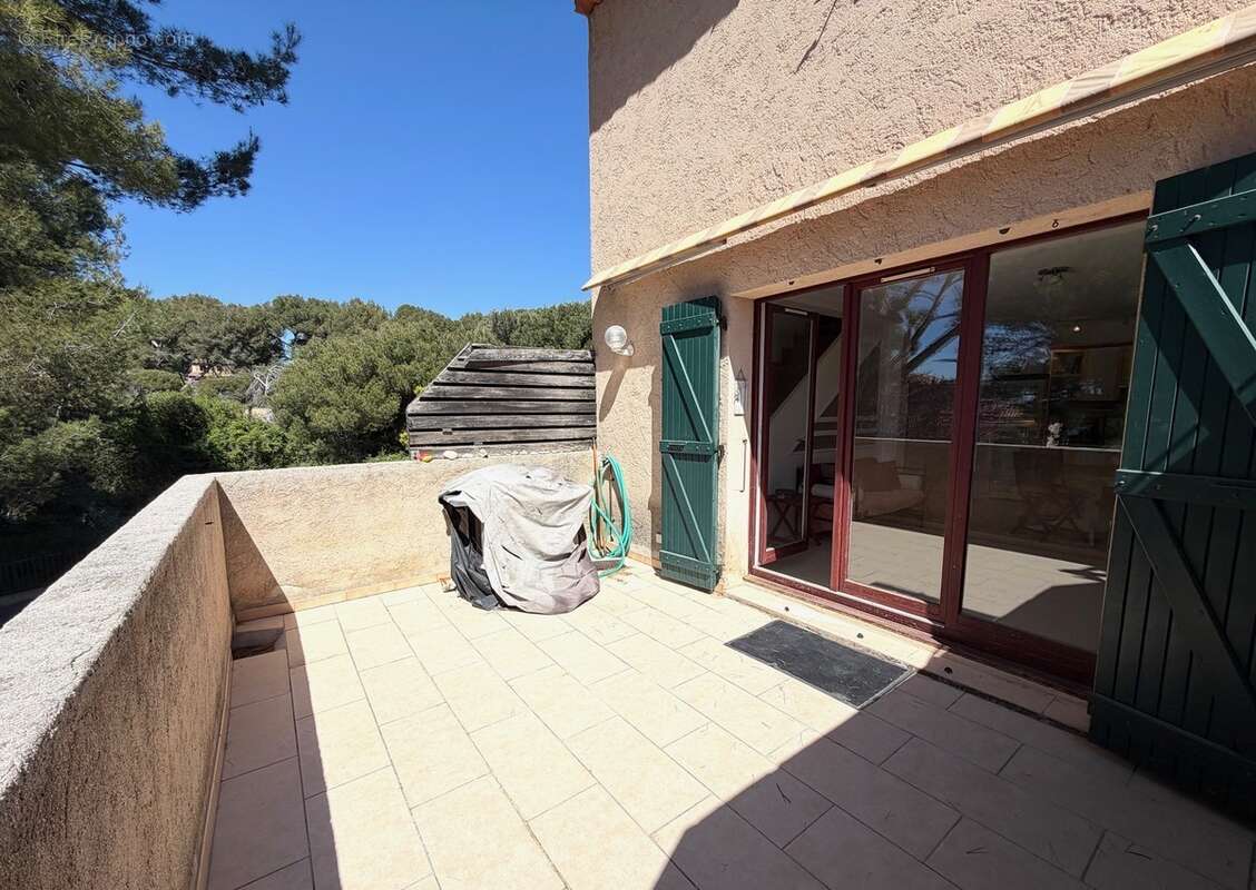 Appartement à SANARY-SUR-MER
