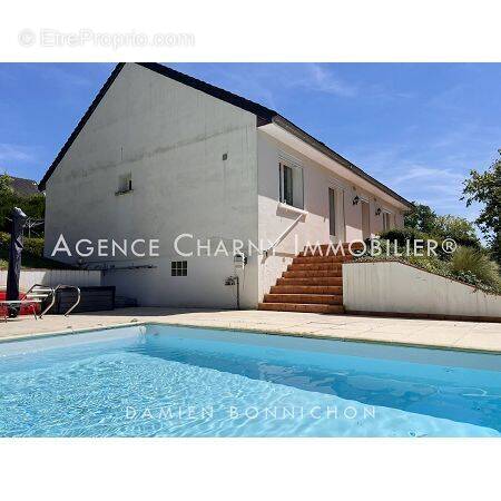 Maison à CHARNY