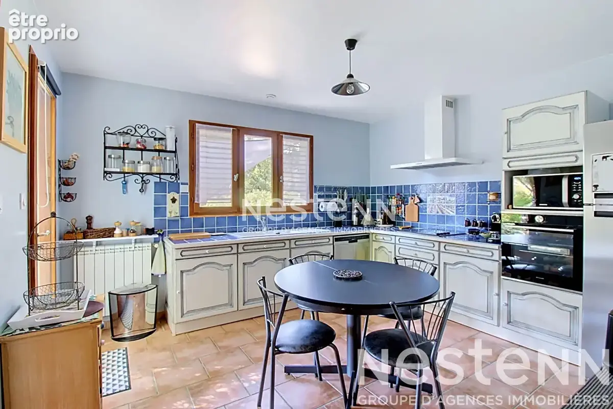 A VENDRE - Maison Le Thoronet 6 pièces  148 m2- terrain  1600m2- Piscine - Garage et carport - photo 6