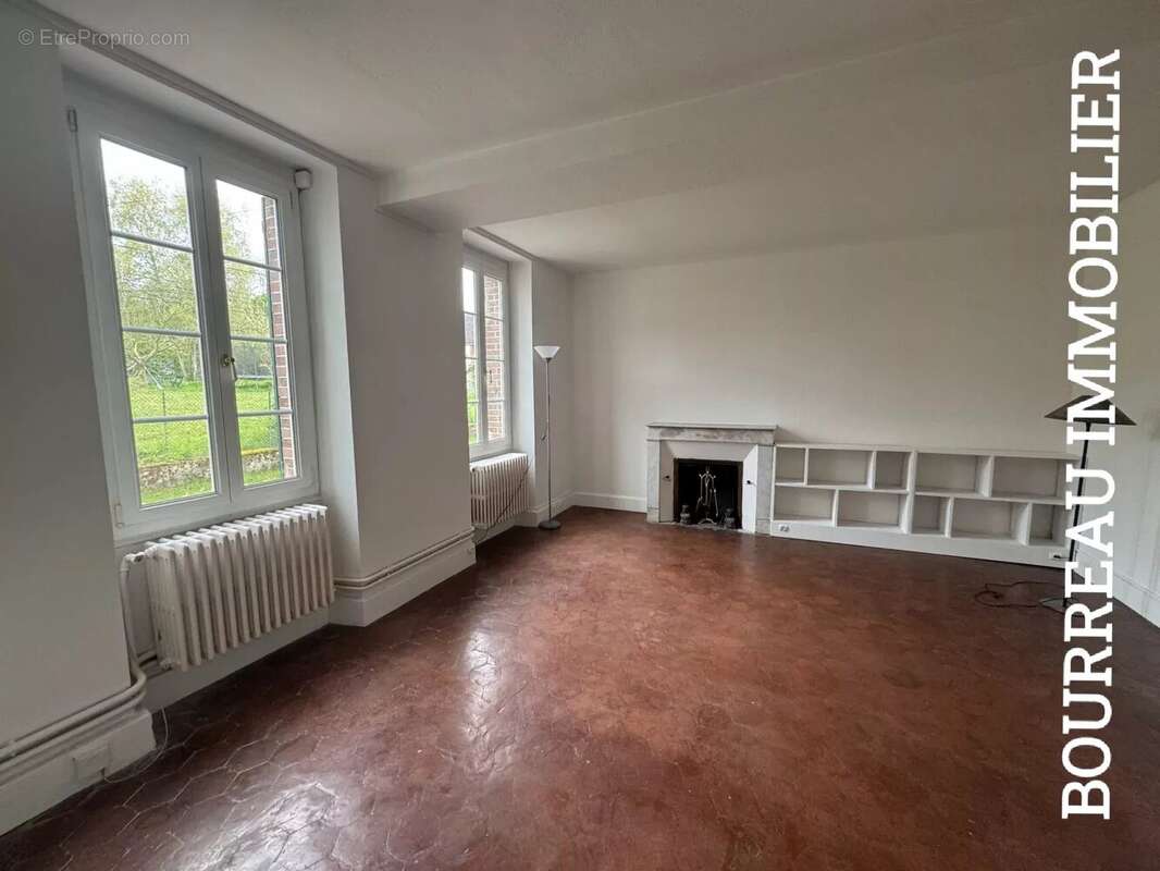 Maison à CHASSY