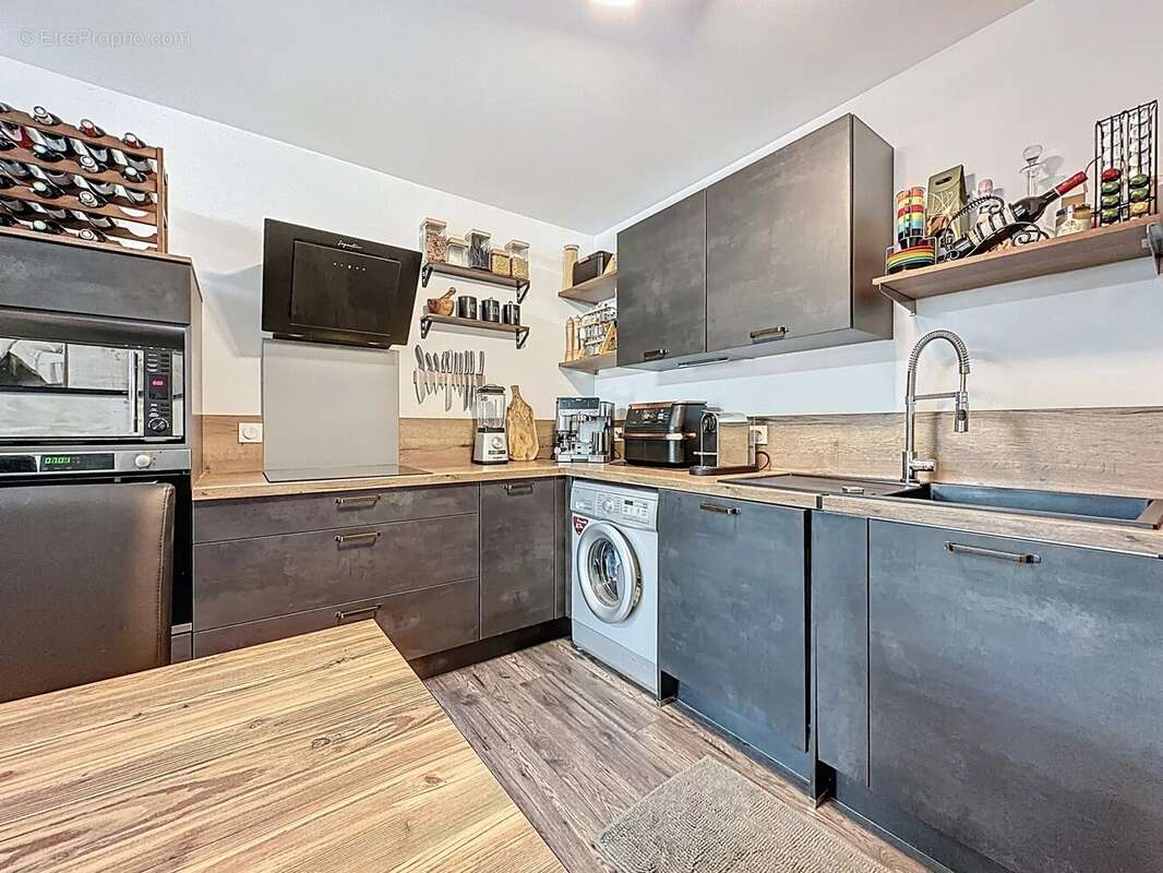 Appartement à VENCE
