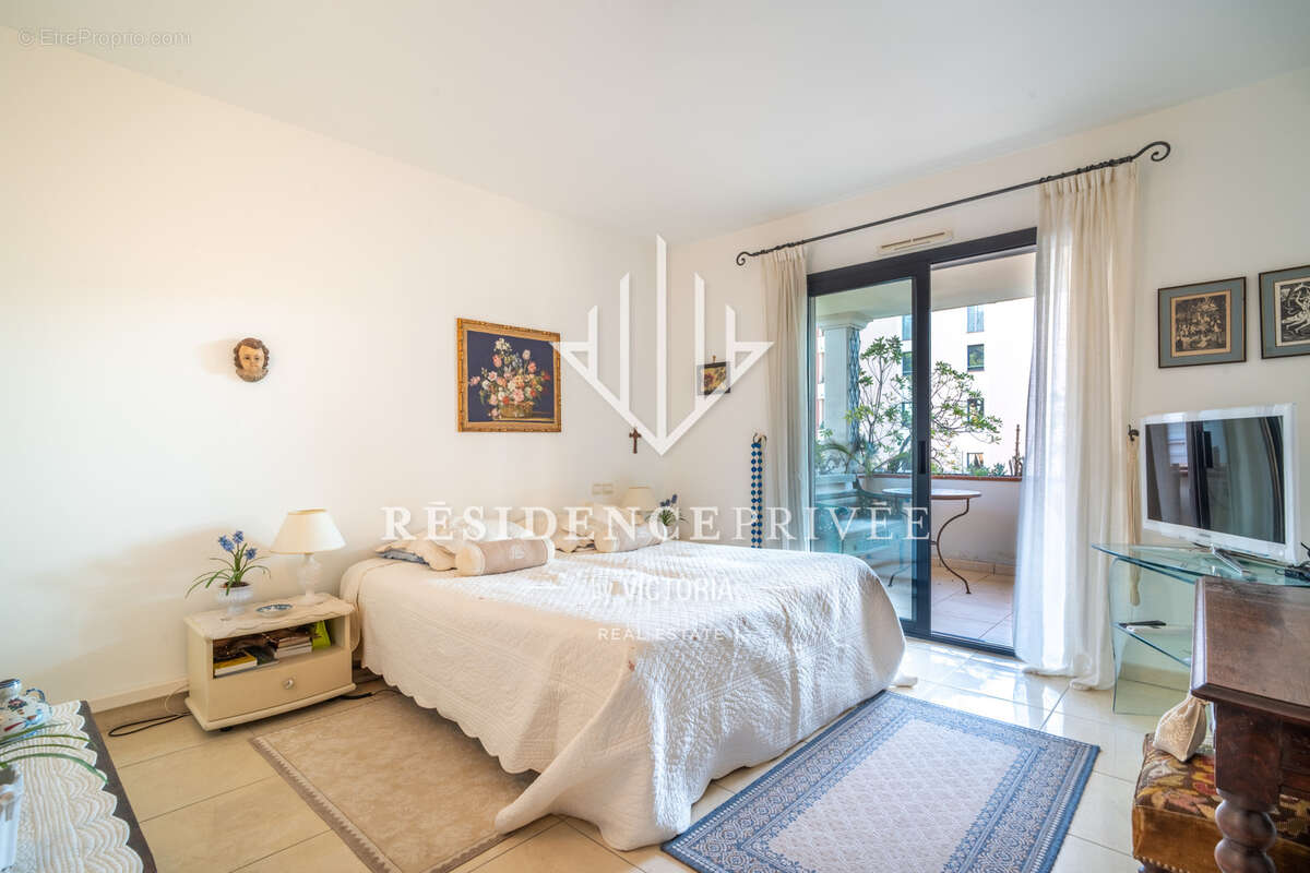 Appartement à HYERES