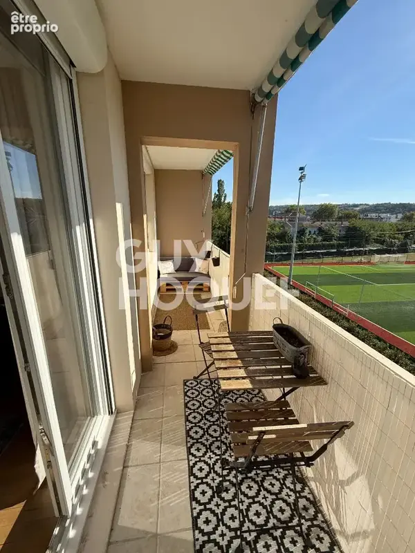 Bel Appartement T3 sur GIVORS d'environ 67 m² climatisé - photo 8