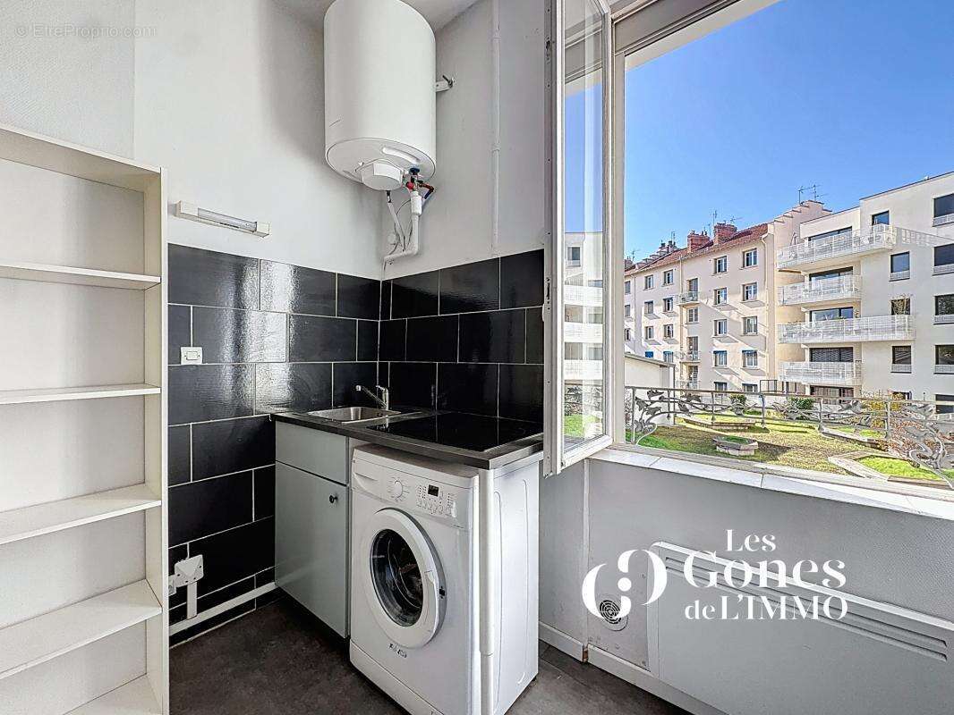 Appartement à LYON-8E