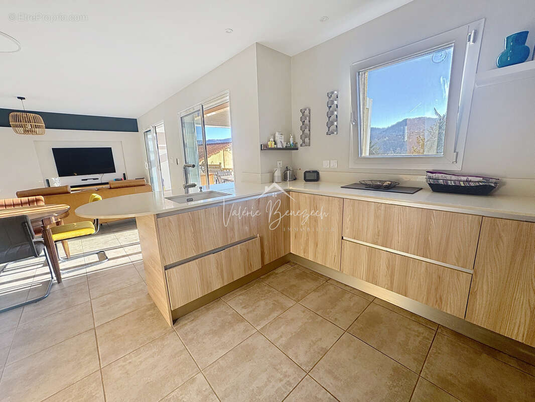 Maison à SAINT-AFFRIQUE