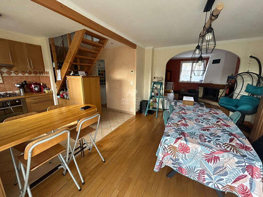 Maison à CARRIERES-SOUS-POISSY