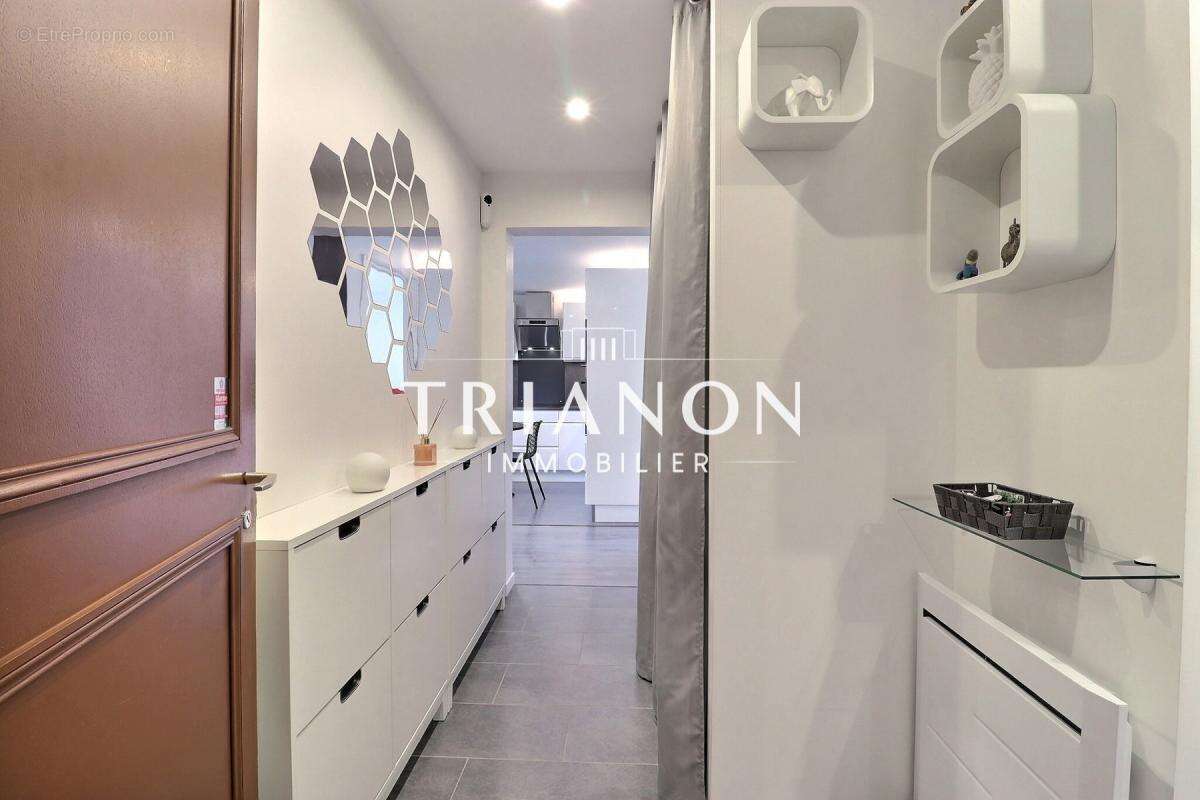 Appartement à SAINT-NOM-LA-BRETECHE