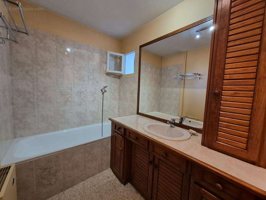 Appartement à MARSEILLE-10E