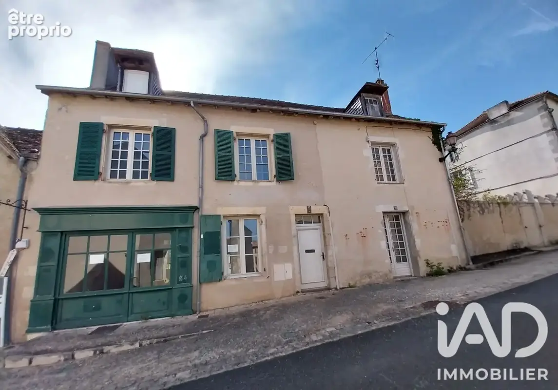 Photo 1 - Maison à MONTMORILLON