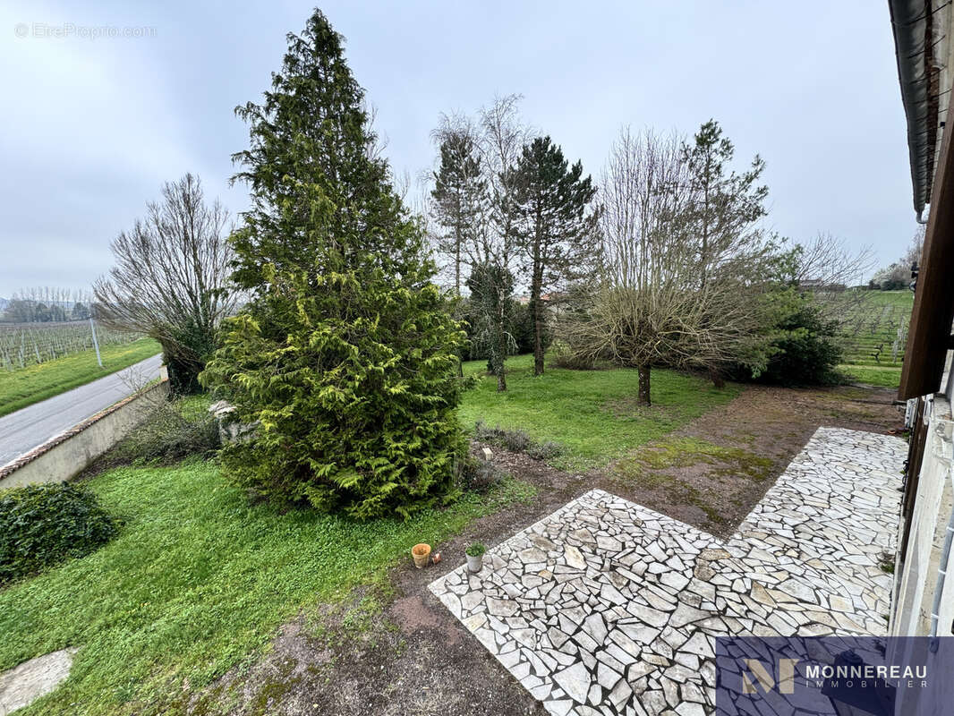 Maison de caractere avec vaste dependances - photo 18