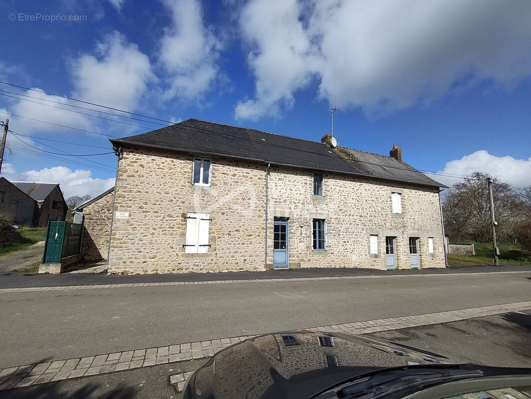 Appartement à MONTOURTIER