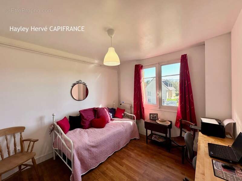 Propriété À VENDRE avec maison et gîte indépendant, dépendances et terrain de 5 000 m² – Mortain LE NEUFBOURG (50) - Mortain - photo 19