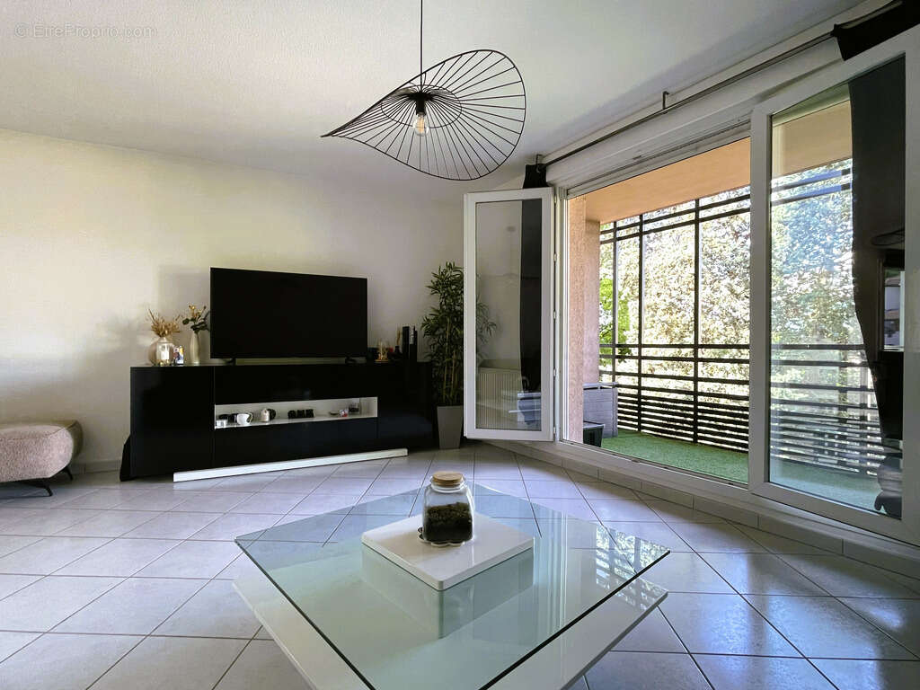 Appartement à GIERES